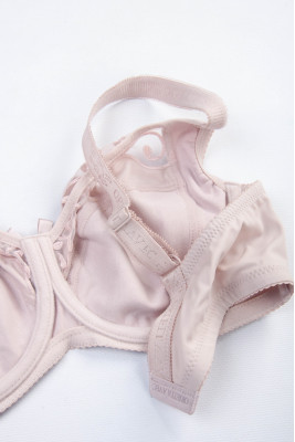 Бюстгальтер